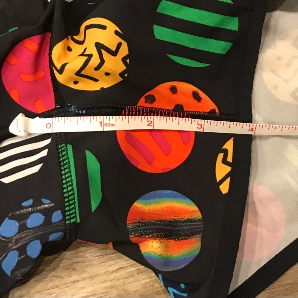 Lululemon Tracker Shorts -Seawheeze Circle Pills - Picture 6 of 8